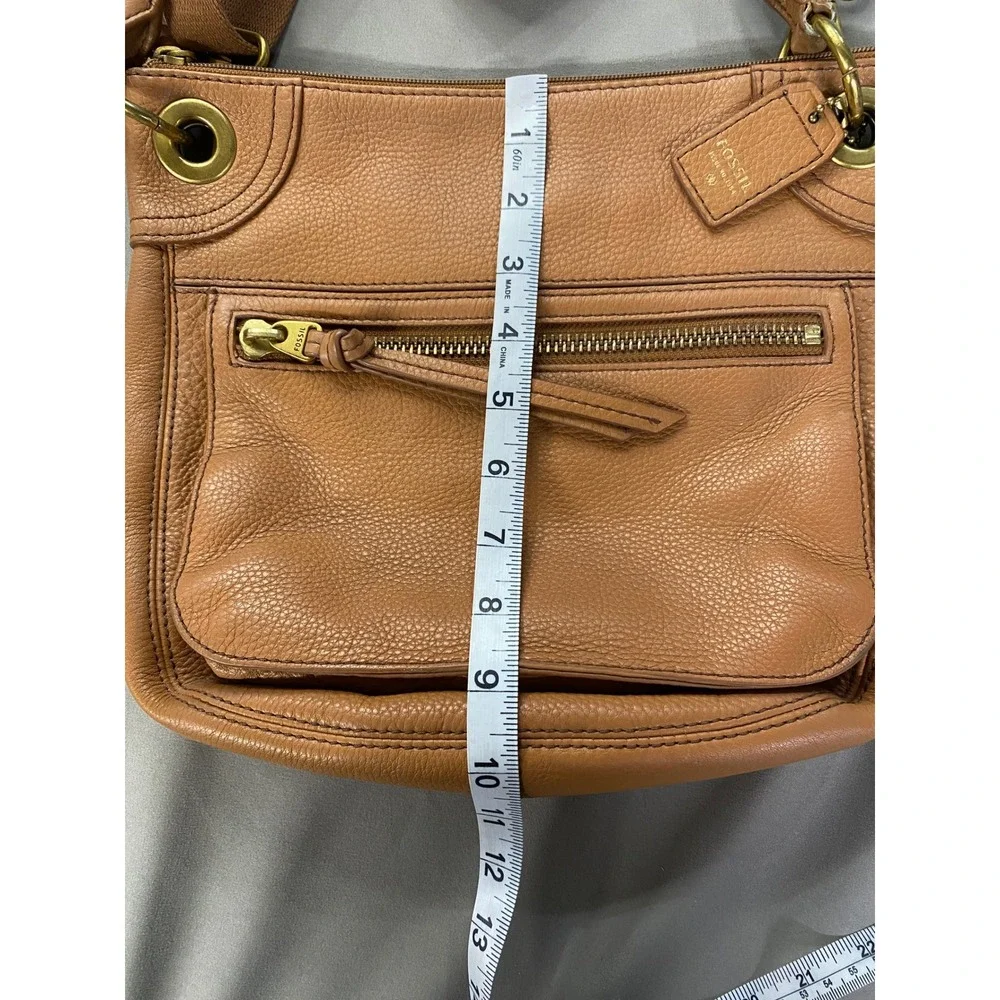 Fossil Brown Genuine Pebbled Leather Crossbody Bag Purse Zip Small‎ Everyday